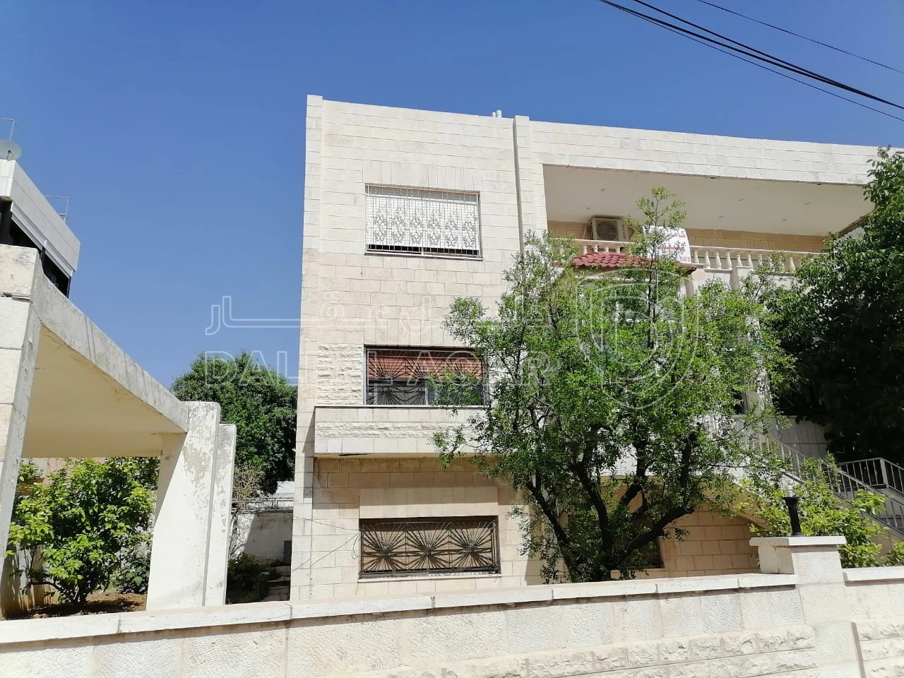 فيلا/منزل في عمان - وادي السير - 550,000 دأ - صورة 1